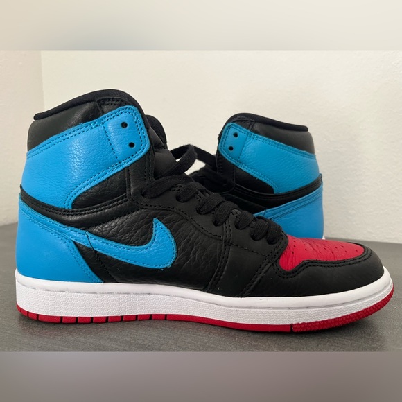 Air Jordan 1 UNC to CHI - Picture 6 of 10